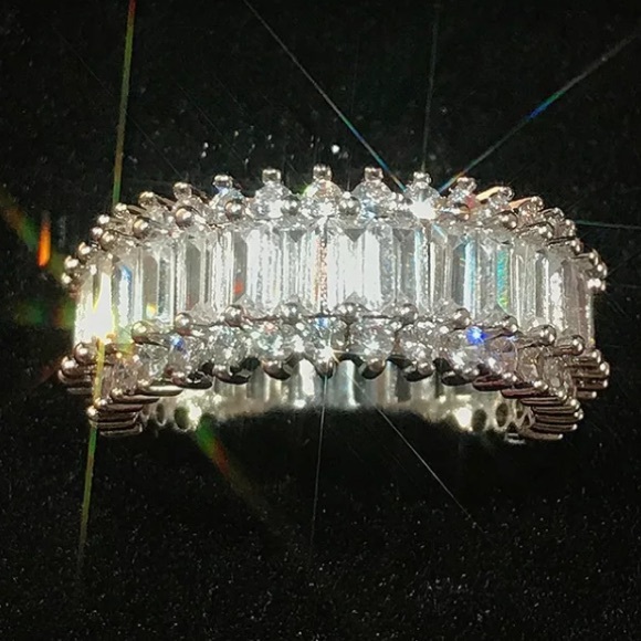 18K white gold engagement ring - Picture 3 of 4